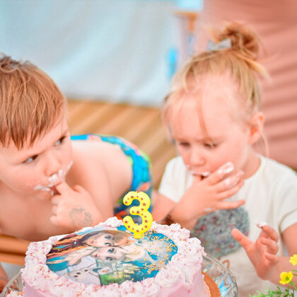 Skaniausias gimtadienio tortas valgomas pirštais!